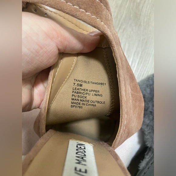 Steve Madden Tangible Sandal - Picture 7 of 7